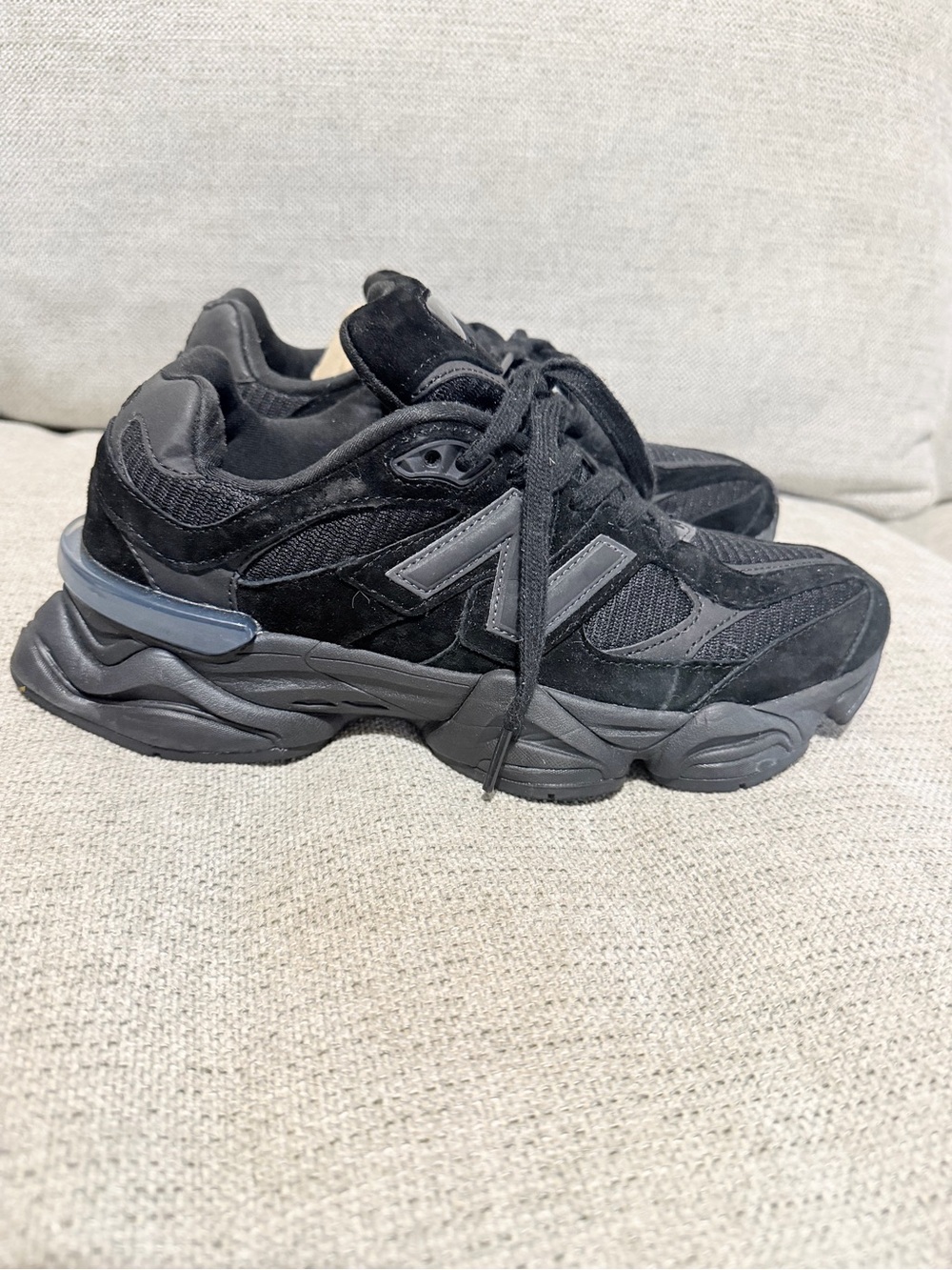 New Balance Kids Black Chunky Athletic Sneakers